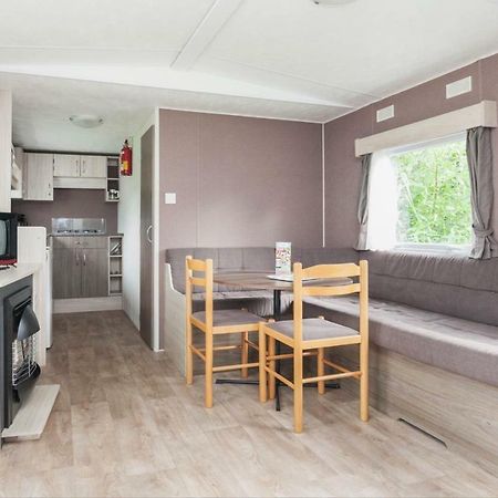 Mb Zeeuwse Mobile Home Hoek エクステリア 写真